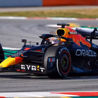 Max Verstappen laptop wallpaper