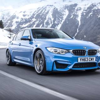 Blue BMW 4k wallpaper