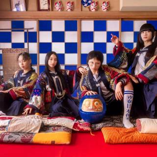 Suzuka Atarashii Gakko computer wallpaper