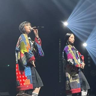 Suzuka Atarashii Gakko computer wallpaper