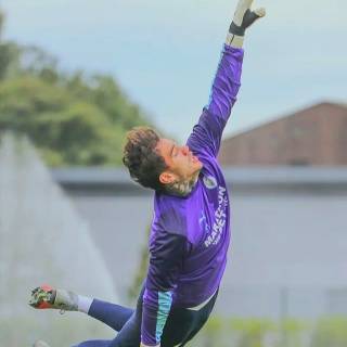 Goalkeeper phone wallpaper