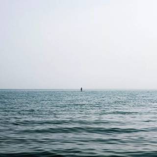 iPhone 16 Pro Max border wallpaper