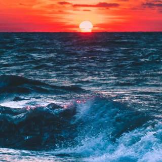 Sea sunset iPhone wallpaper