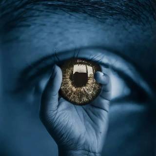 Phone eyes wallpaper