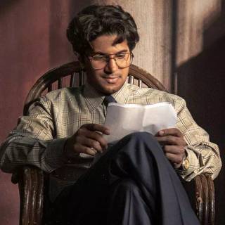 Lucky Bhaskar wallpaper