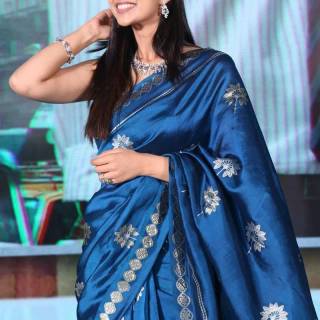 Lucky Bhaskar wallpaper