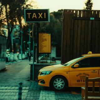 Yellow taxi wallpaper