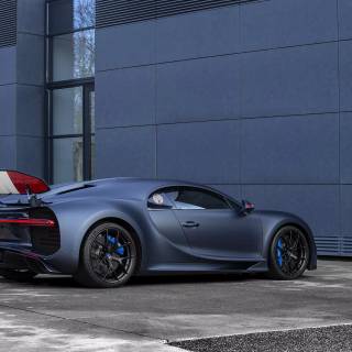 Bugatti Chiron rear wallpaper
