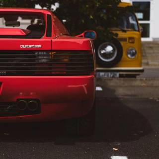 Ferrari iPhone 12 Pro Max wallpaper