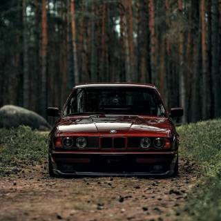 BMW E34 phone wallpaper