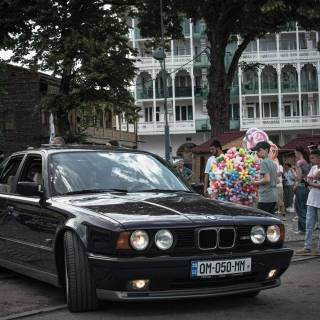 BMW E34 phone wallpaper