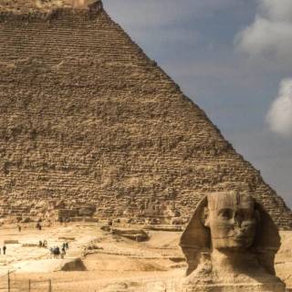 Pyramid phone wallpaper