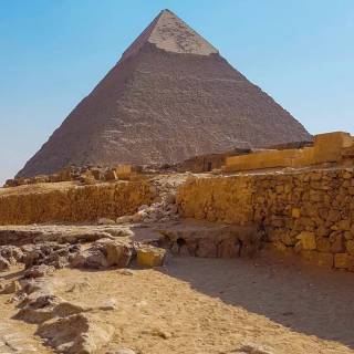 Pyramid phone wallpaper