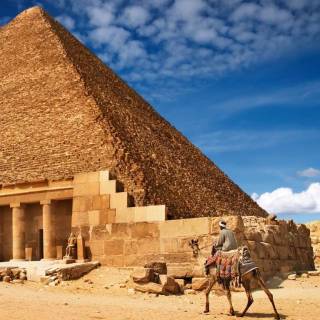 Pyramid phone wallpaper