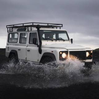 Land Rover Defender phone wallpaper