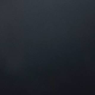 iPhone SE black wallpaper