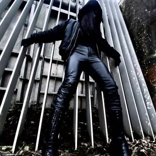 Clara La San wallpaper