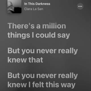 Clara La San wallpaper