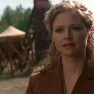 Allison Hossack wallpaper