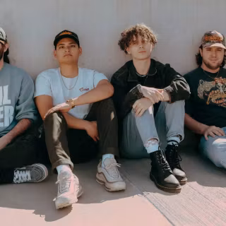 Hot Mulligan wallpaper