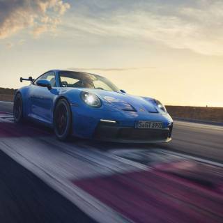 Sports car 4k desktop wallpaper