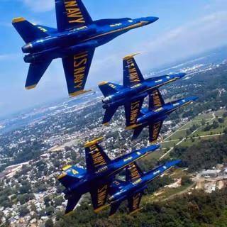 Blue Angels iPhone wallpaper
