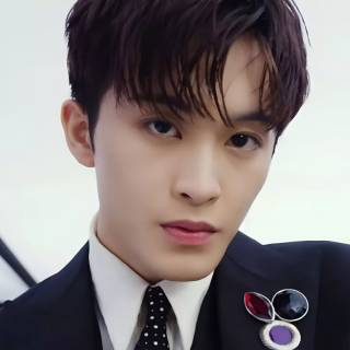 Mark Lee 4k wallpaper