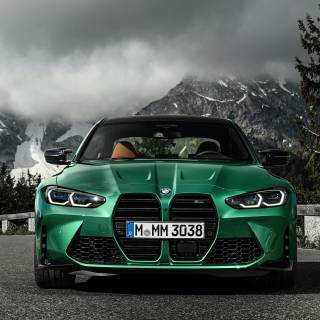 Green cars 4k wallpaper