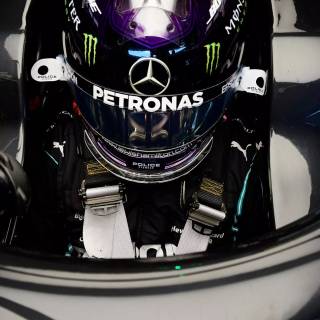 Petronas iPhone wallpaper