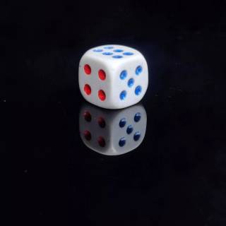 iPhone dice wallpaper