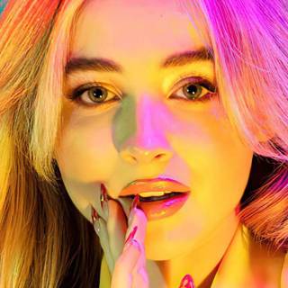 Sabrina Carpenter phone wallpaper