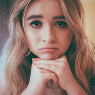Sabrina Carpenter phone wallpaper