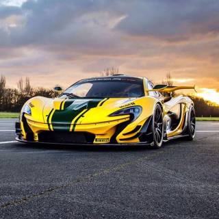 Black and yellow iPhone wallpaper