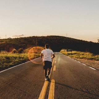 Run iPhone wallpaper