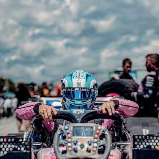 Alpine logo wallpaper