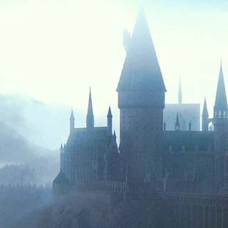 Hogwarts castle phone wallpaper