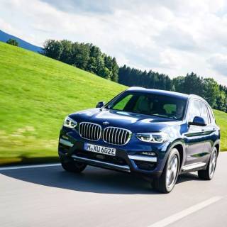 BMW X3 iPhone wallpaper