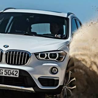 BMW X3 iPhone wallpaper
