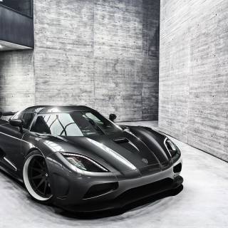 Black Koenigsegg wallpaper