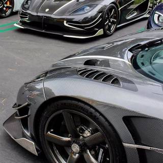 Black Koenigsegg wallpaper