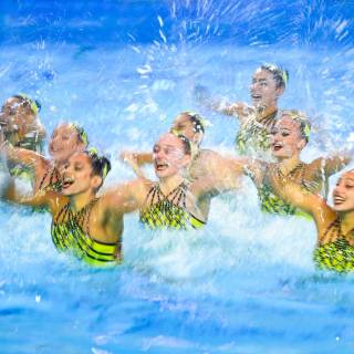 Synchronized swimming wallpaper