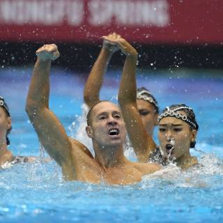 Synchronized swimming wallpaper