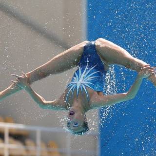 Synchronized swimming wallpaper