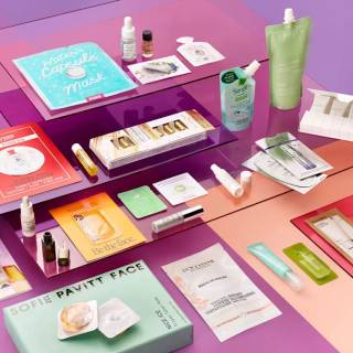 Skincare collage wallpaper