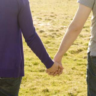 Hands free wallpaper