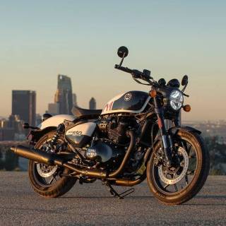 Royal Enfield Shotgun 650 wallpaper