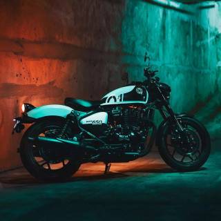 Royal Enfield Shotgun 650 wallpaper