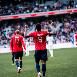 Jonathan David wallpaper