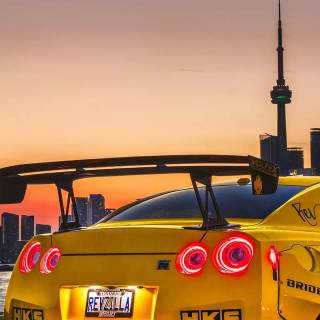 Yellow Nissan GTR wallpaper