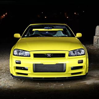 Yellow Nissan GTR wallpaper